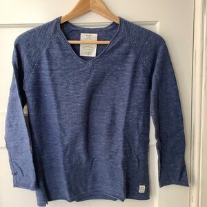 Zara Boys Heathered blue V-neck sweater, Sz 10barely worn